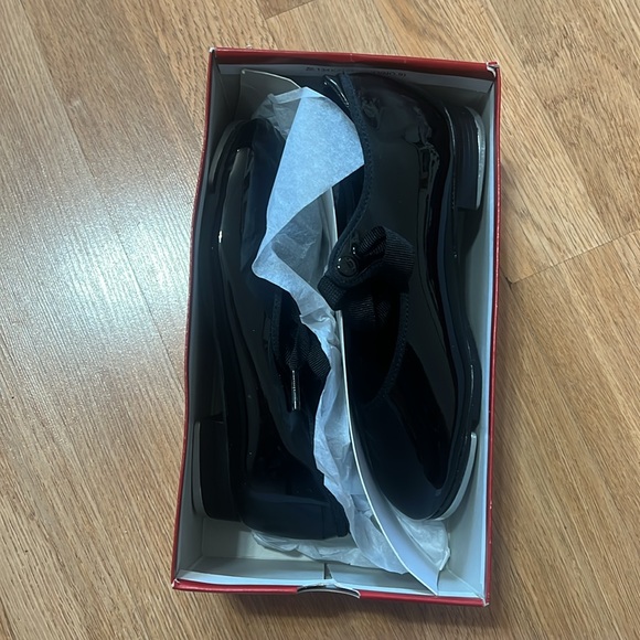 Capezio tap shoes - Picture 1 of 8